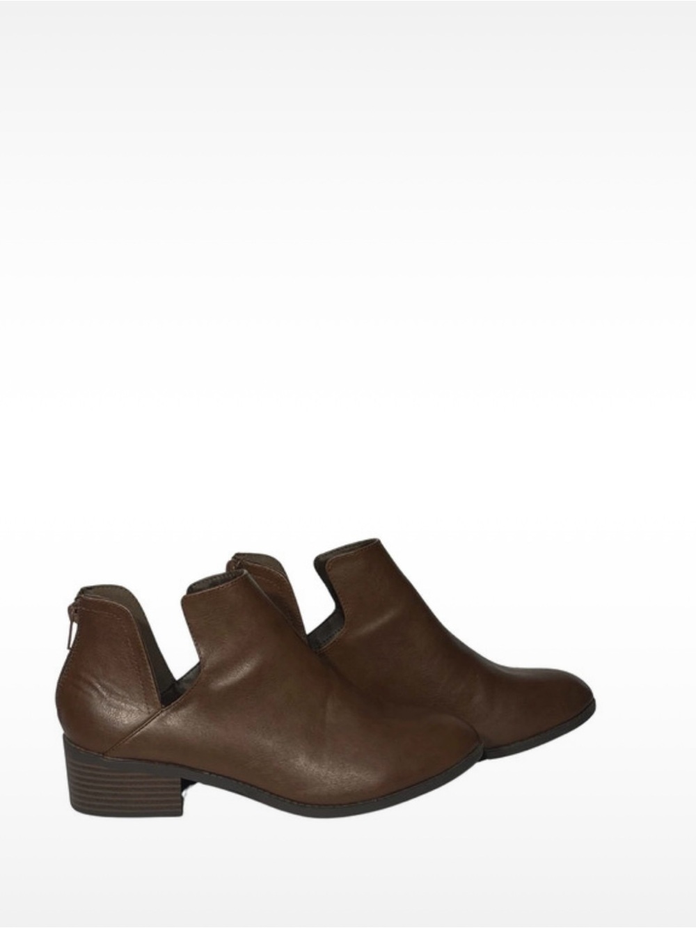 brand new condition, brown boots size 11 US